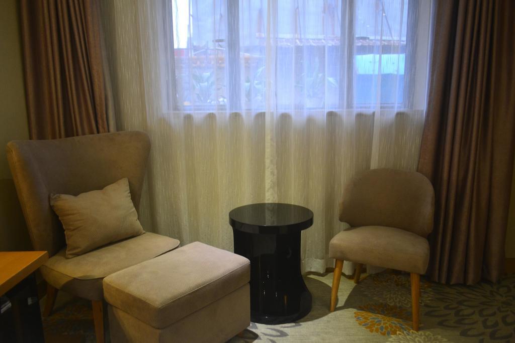 Lavande Hotel Zhuhai Gongbei Port Square Quarto foto