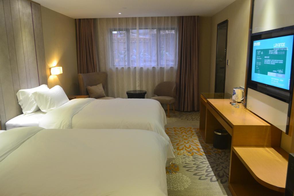 Lavande Hotel Zhuhai Gongbei Port Square Quarto foto
